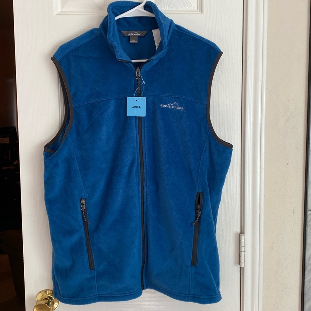 Eddie Bauer Men’s Vest. Brand New. Blue. Mens 
Large
